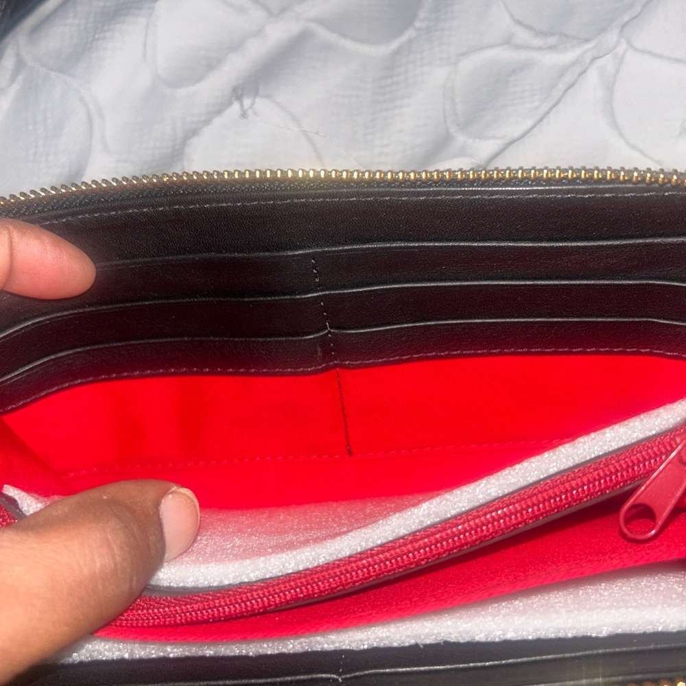 Dooney & Bourke  Satchel and Wallet - Picture 5 of 8